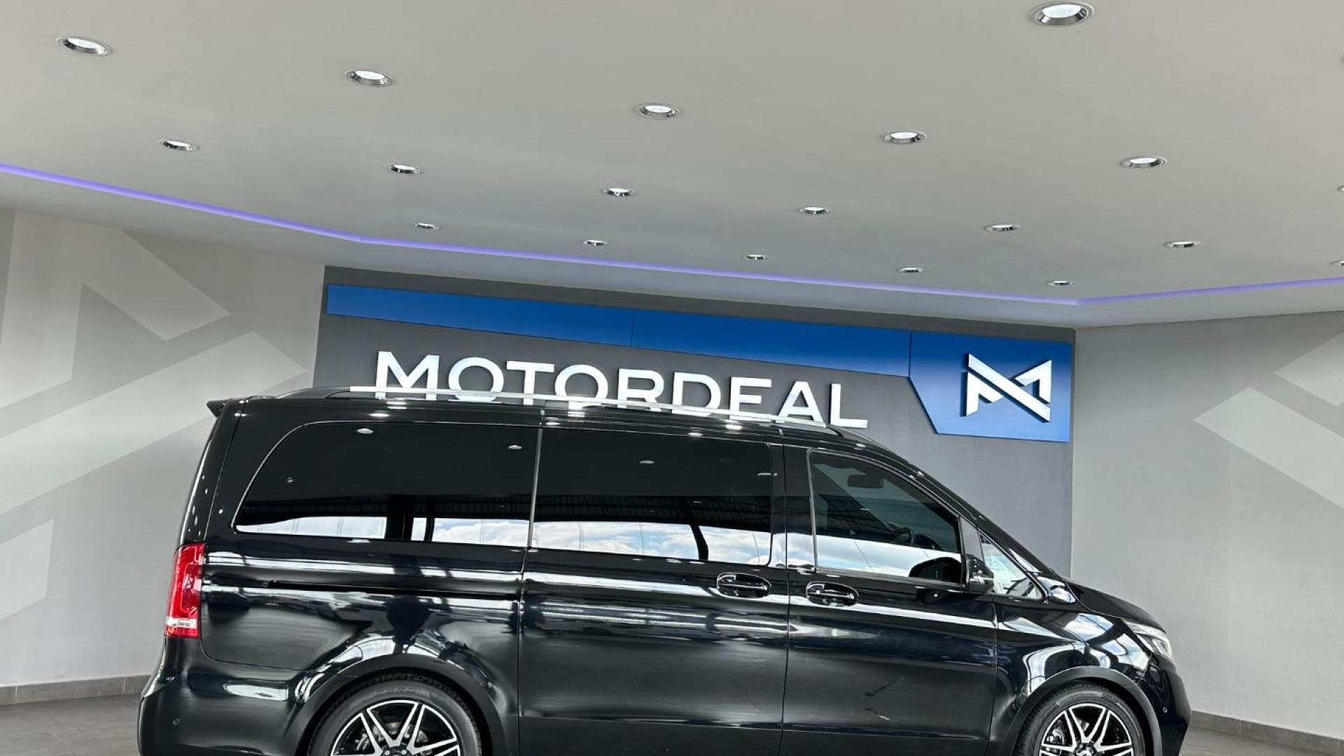 2020 MERCEDES-BENZ V-CLASS V300d avantgarde amg line
